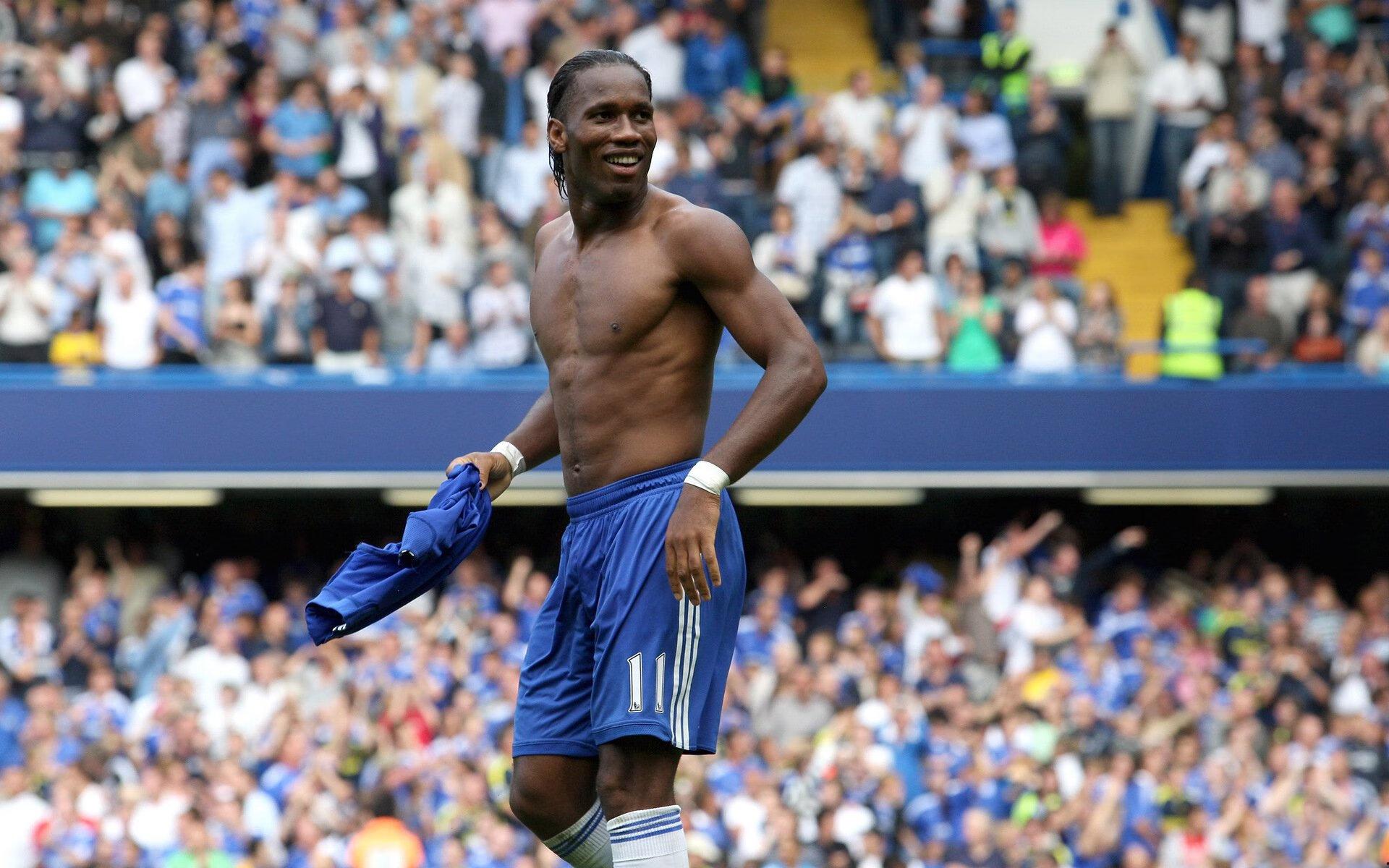 荣耀再临，34岁新月队长达瓦萨里蝉联亚洲足球先生